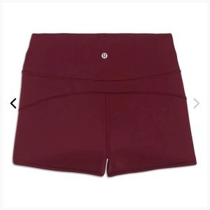 Lululemon In Movement High-Rise Short 2.5”
